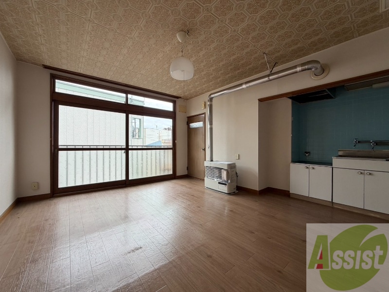 居室・リビング　広くてキレイなお部屋が広がっていて、充実した生活が送れそう。