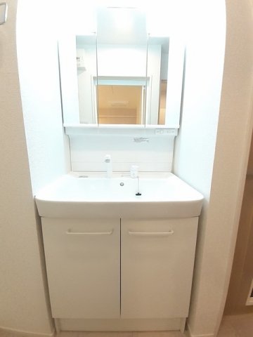 洗面設備　忙しい朝には欠かせない洗面所です