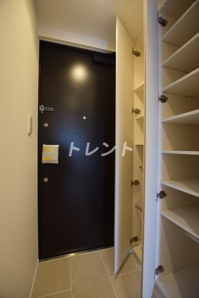 ザパークハビオ早稲田の玄関写真