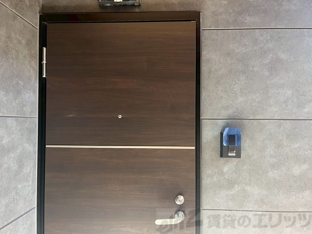 玄関　下駄箱