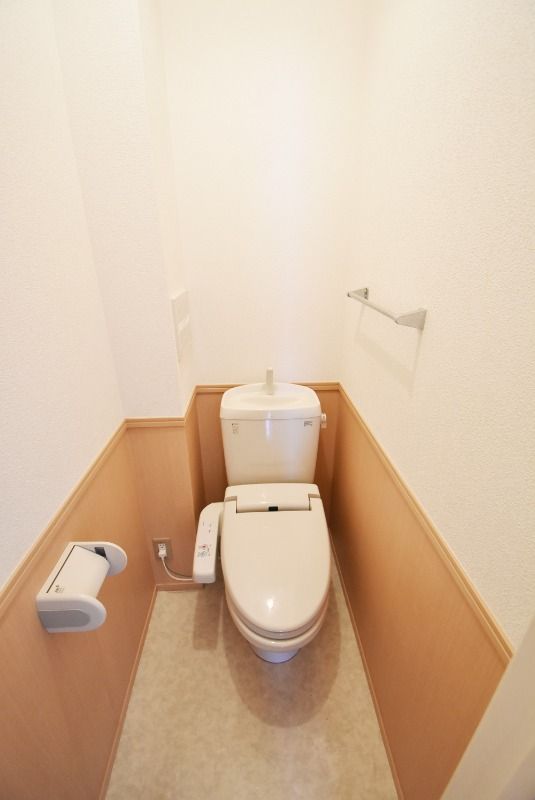 リビングタウン西大宮IIIのトイレ写真