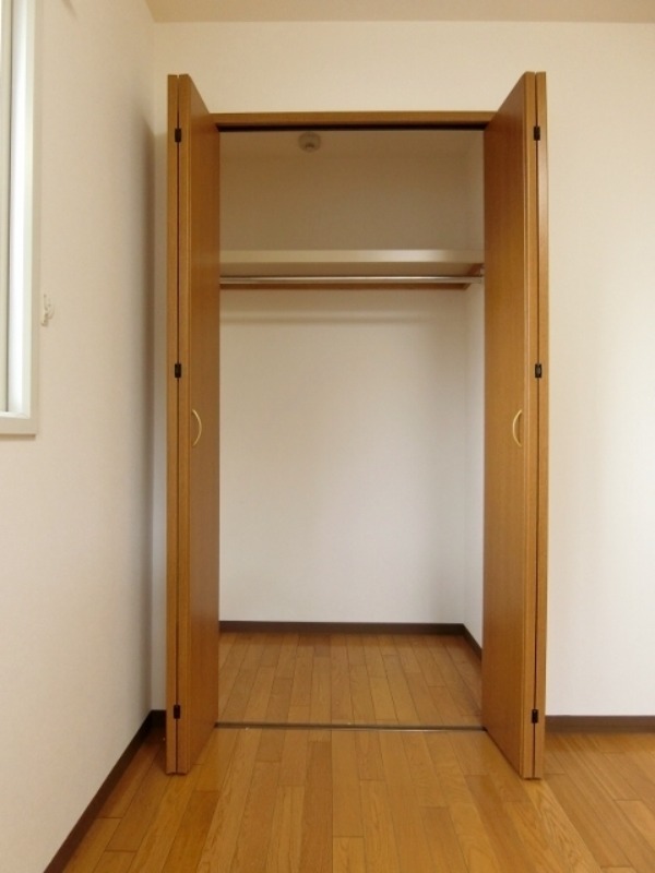 収納　図面と現状に相違がある場合には現状を優先