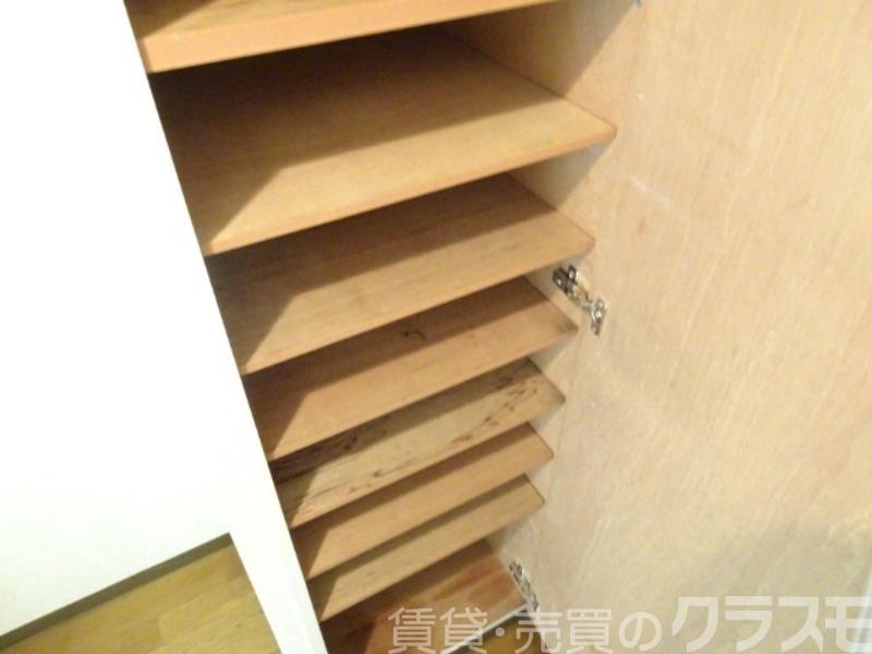 ラルミエールの玄関写真