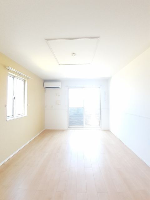 フィデール 秋の居間写真