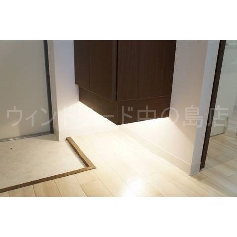 玄関　詳細は、ウィンドワード中の島店までご相談下さい。