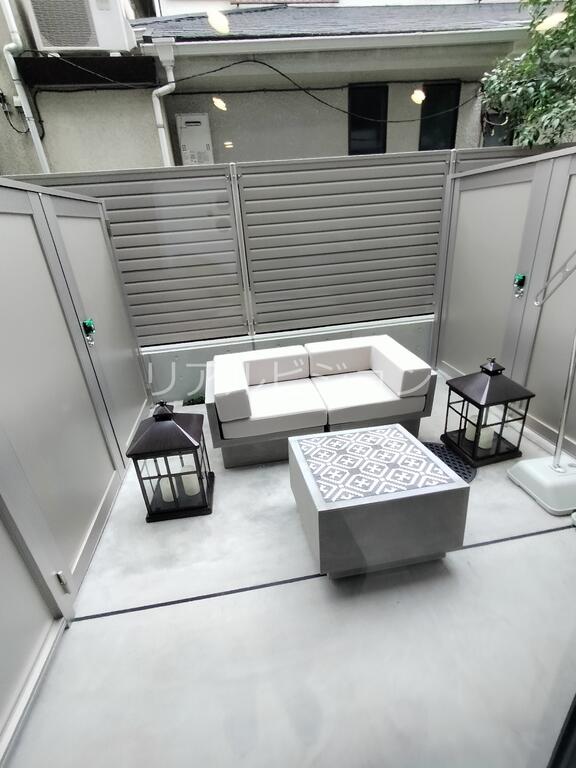 バルコニー　家具はございません　別部屋参考