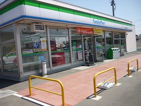 コンビニ　ファミリーマート 大槻笹ノ台（コンビニ）まで600m