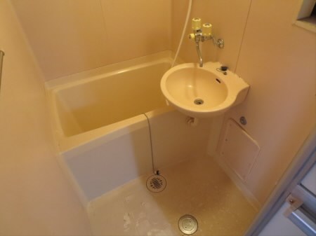 バス・シャワールーム　※別部屋参考写真