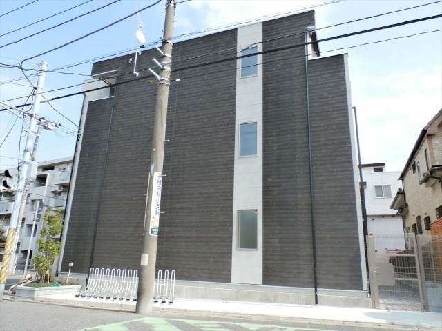 建物外観　リブリ・エムズフラットの外観