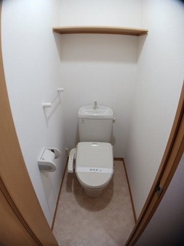 トイレ　シンプルで使いやすいトイレです