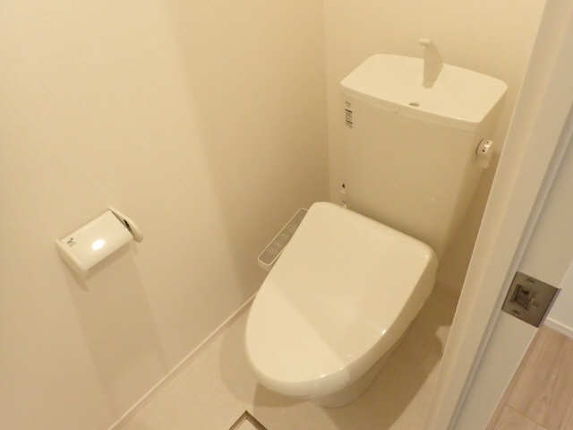 ニューメゾン御器所ハルのトイレ写真