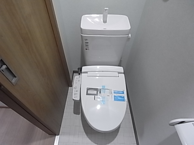 ＪＲ山陽本線 明石駅 徒歩13分 2階建 築12年のトイレ写真