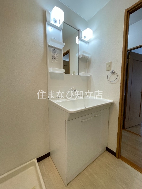 洗面設備　同型別室写真