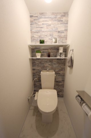 ウィステリア府所のトイレ写真