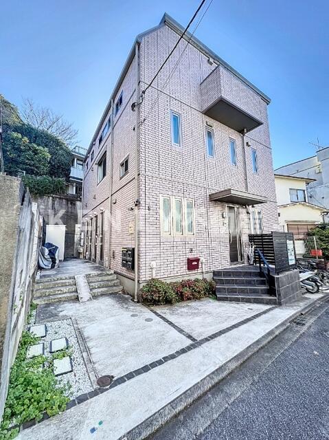 建物外観　外観は落ち着いています
