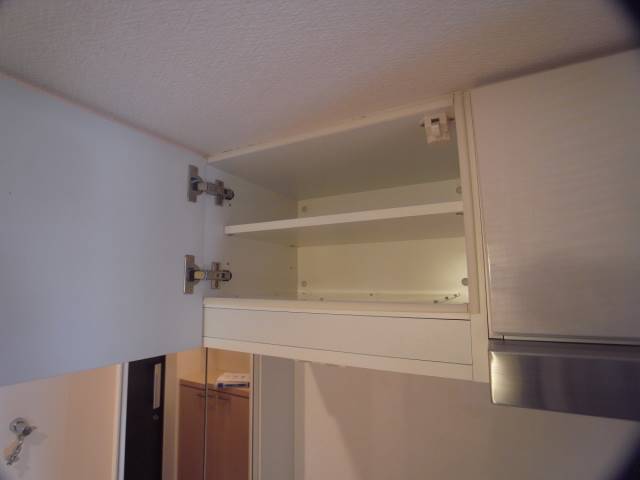 その他部屋・スペース　キンチン上部収納