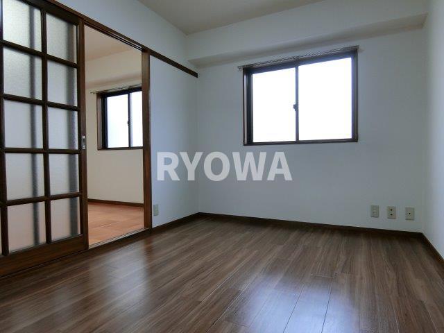 綾瀬3丁目賃貸住宅の居間写真