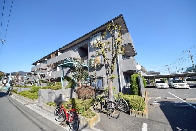建物外観　★閑静な住宅街にあるマンションです★