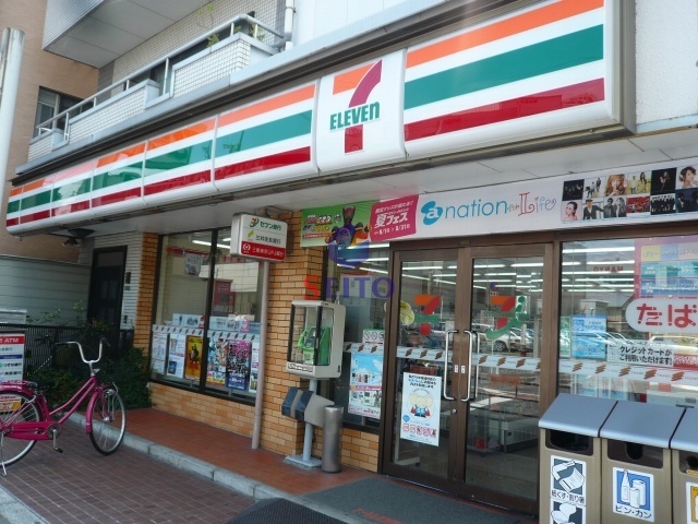 コンビニ　セブンイレブン大淀中3丁目店（コンビニ）まで166m