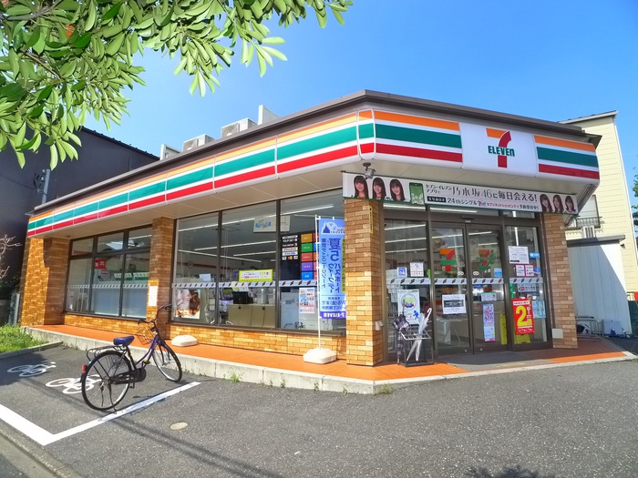コンビニ　セブンイレブン（コンビニ）まで350m
