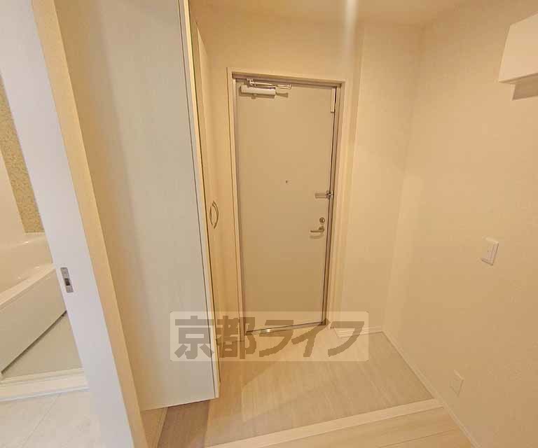 ソレアード嵯峨IIの玄関写真