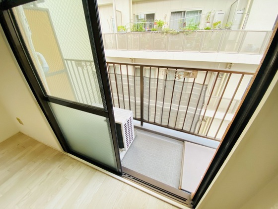 バルコニー　※別部屋の写真です