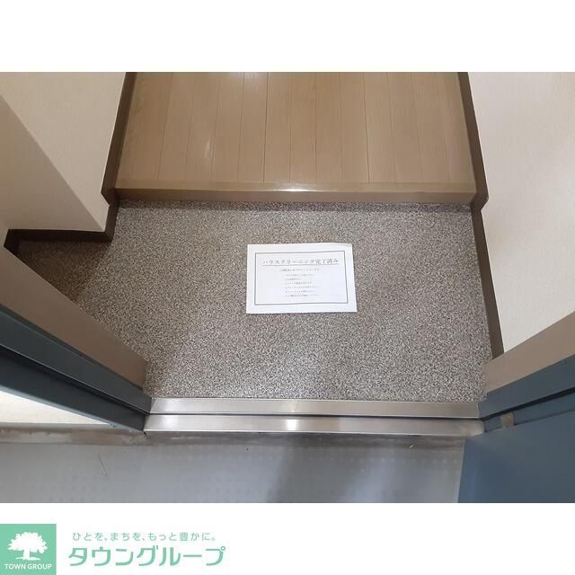 玄関　★お部屋探しは株式会社タウンハウジング東京まで★