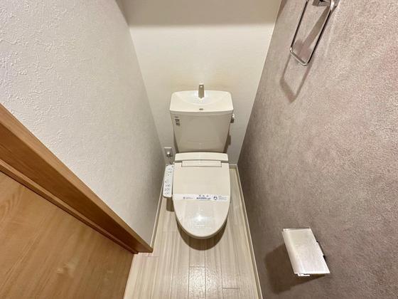 トイレ　※別部屋の写真です