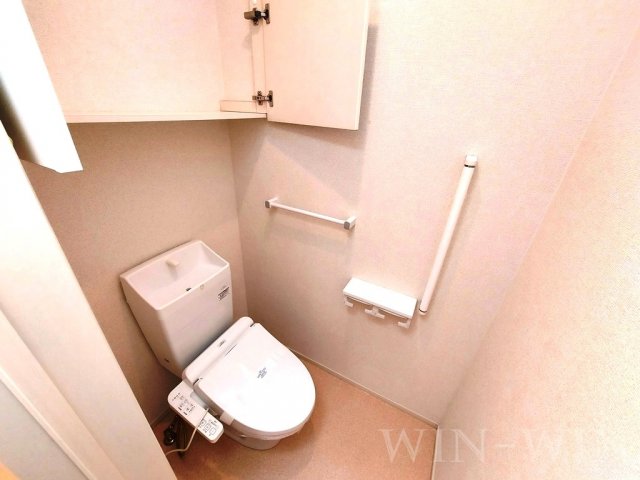 トイレ　イメージ（同建物内別部屋の写真です）