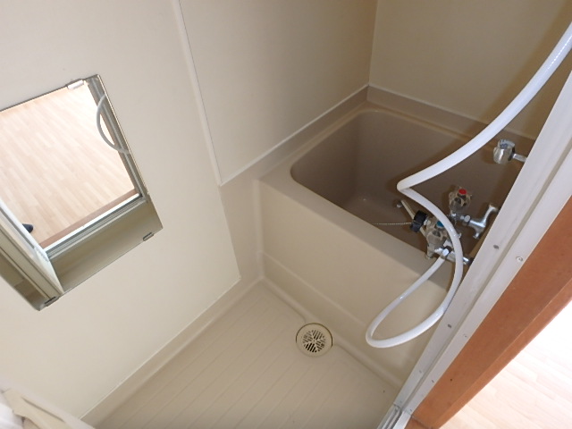 バス・シャワールーム　バス