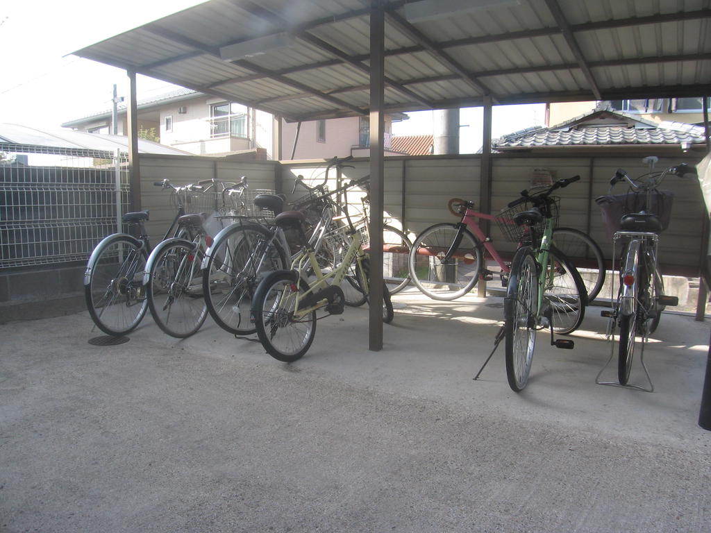 駐車場　駐輪場