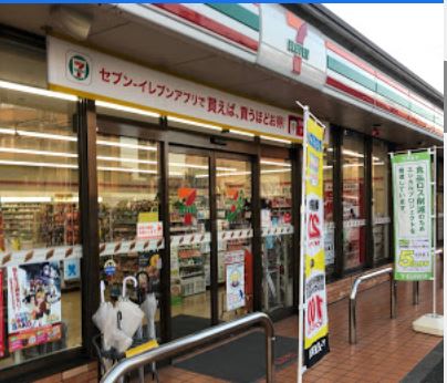 コンビニ　セブンイレブン熊本月出2丁目店（コンビニ）まで454m