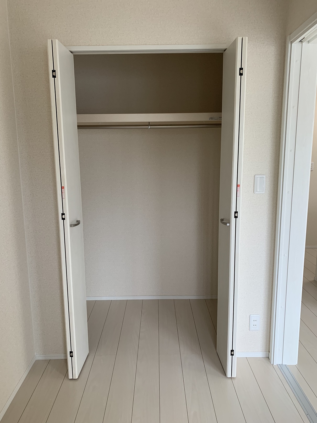 収納　写真は別部屋の為現況と異なる場合がございます