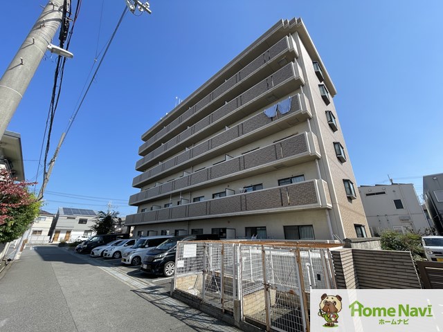 バルコニー　南向きで日当たり良好です。