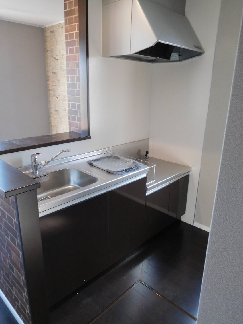 キッチン　収納たっぷりのキッチン　対面キッチン