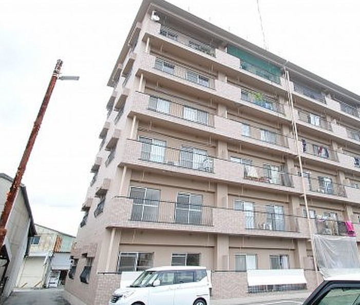 建物外観　外観は落ち着いています