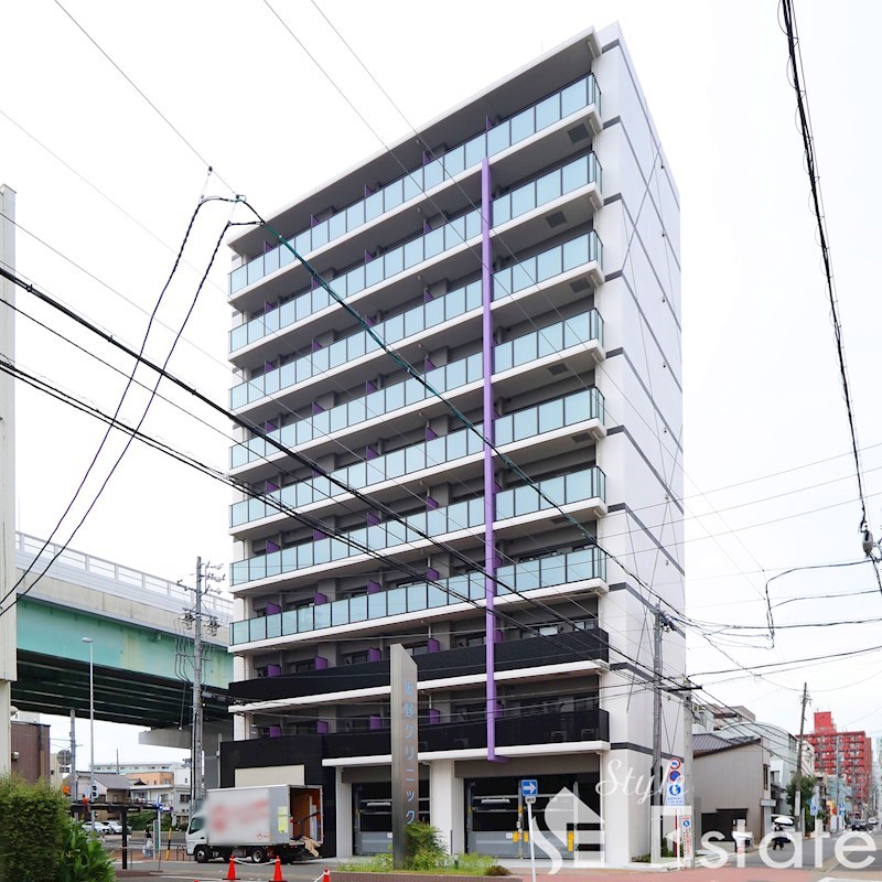 名古屋市熱田区大宝のマンションの建物外観