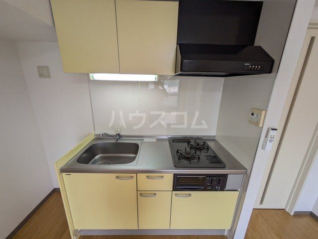 【豊田市前田町のマンションのキッチン】