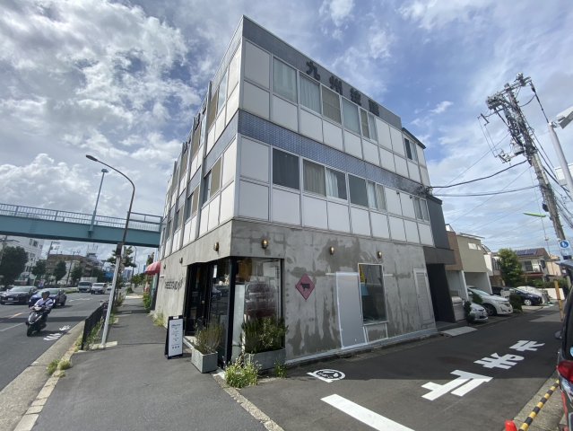 尾山台QSハイムの建物外観