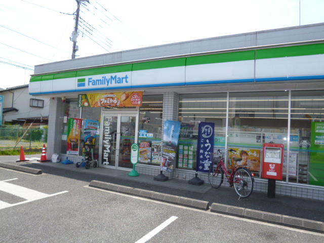 コンビニ　ファミリーマート川越霞ヶ関店（コンビニ）まで667m