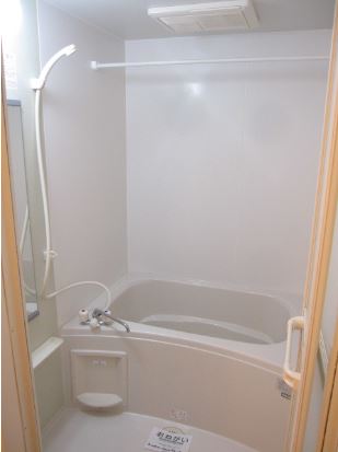 バス・シャワールーム　同一物件別部屋の写真になります。