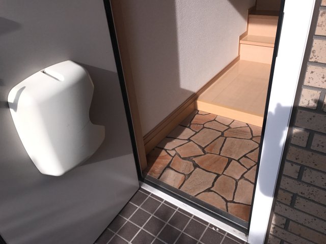 玄関　玄関