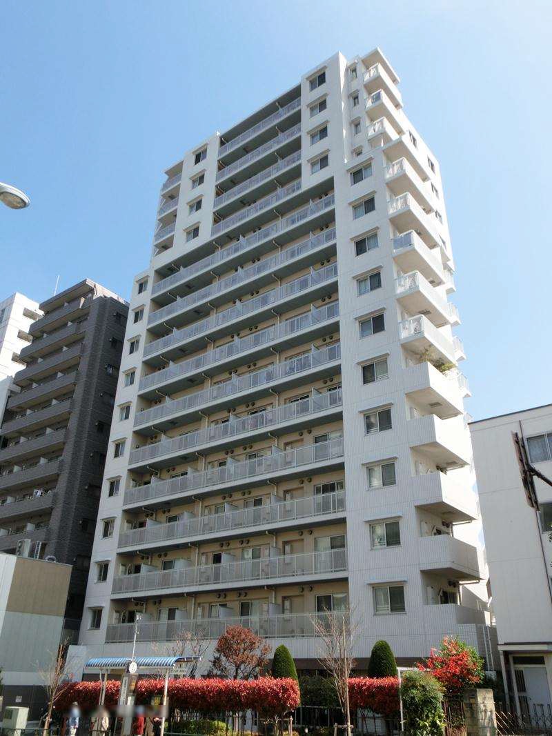 【新宿区西早稲田のマンションの建物外観】