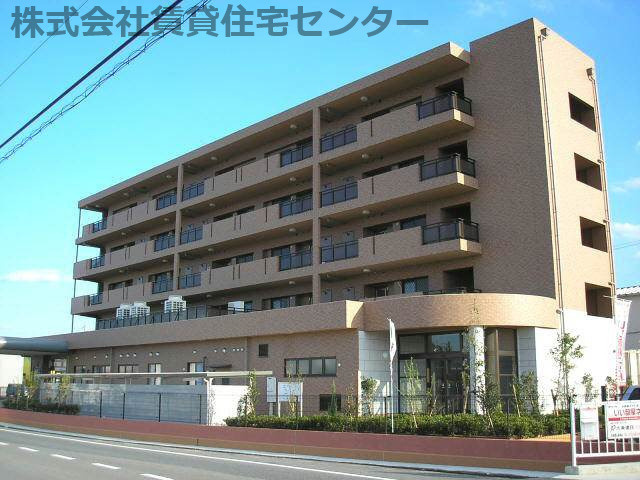 和歌山市新中島のマンションの建物外観