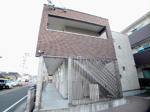 【クレイノ沖の建物外観】