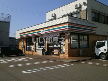 コンビニ　セブンイレブン 十日町高田店（コンビニ）まで2223m