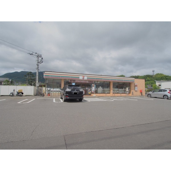コンビニ　セブンイレブン肥前大町店（コンビニ）まで90m