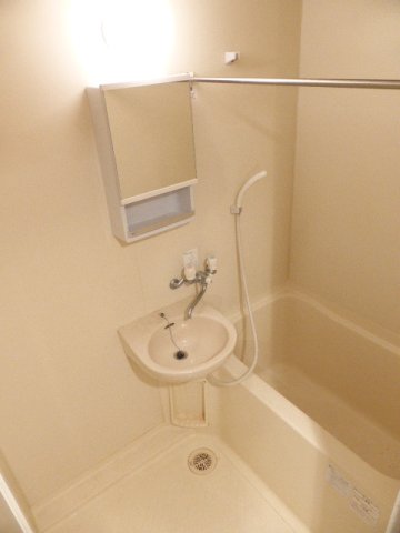 バス・シャワールーム　バス※別部屋参考写真