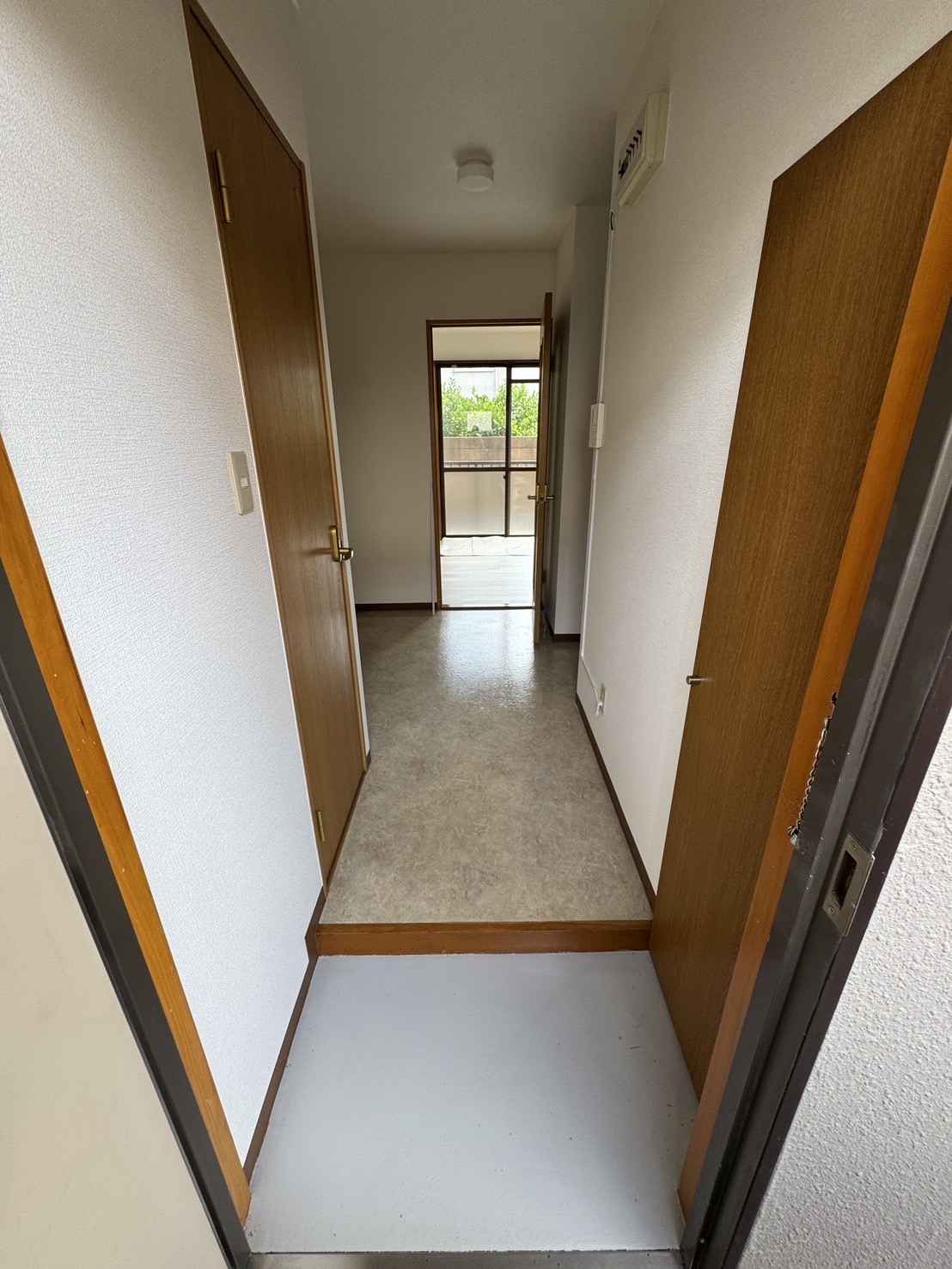 グレコ東山の玄関写真