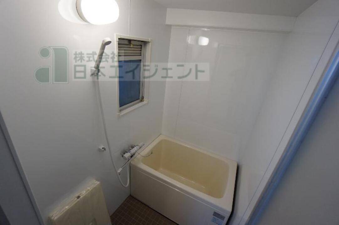 バス・シャワールーム　浴室